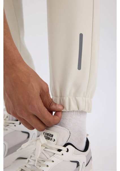 Fit Sporcu Jogger Eşofman Altı Standart Fit Basic Düz Cepli Beli Paçası Lastikli D3742AX24WN