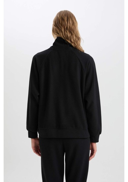 Regular Fit Yarım Fermuarlı Dik Yaka Basic Düz Sweatshirt D9009AX24WN fırsatları