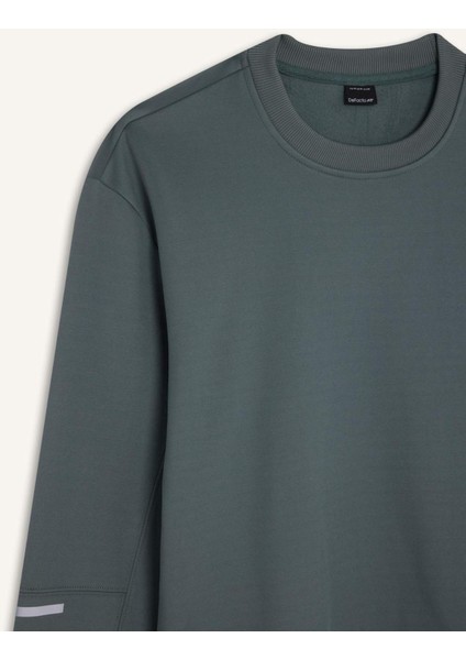 DeFacto Fit Standart Fit Bisiklet Yaka Basic Düz Sporcu Sweatshirt E0073AX24WN
