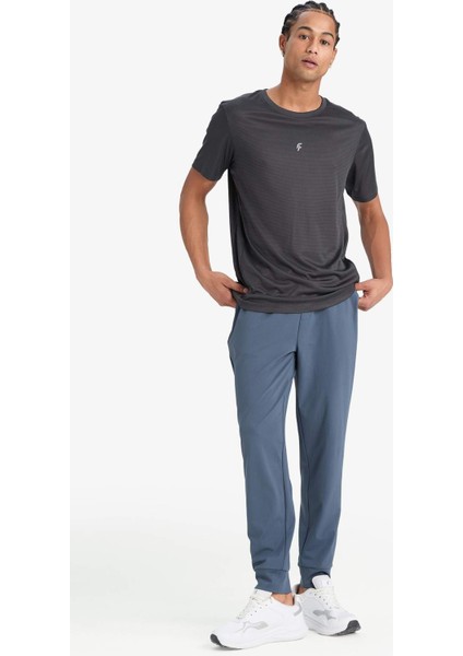 Fit Slim Fit Dar Kesim Standart Paça Multifonksiyonel Ultrastrech Sporcu Jogger Eşofman Altı D7240AX25SP