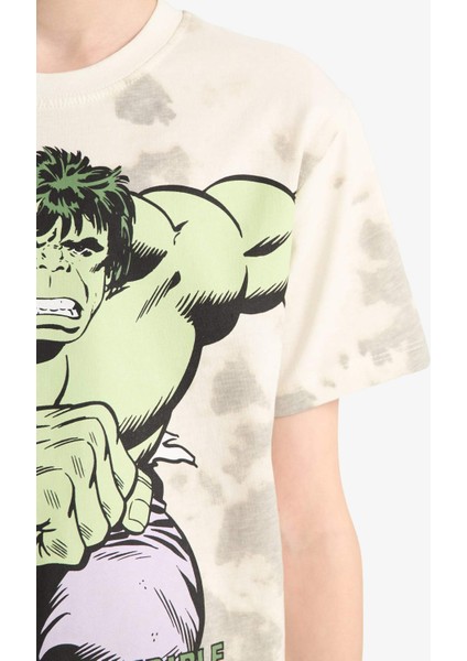 Erkek Çocuk Marvel Comics Pijama Takımı Kısa Kollu Üst Beli Lastikli Şort E0344A825SM
