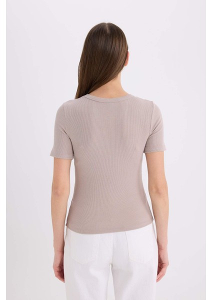 Slim Fit Dar Kesim Bisiklet Yaka Fitilli Kaşkorse Basic Düz Kısa Kollu Tişört C0097AX25SP
