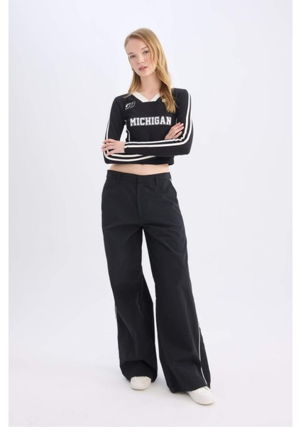 Coool Wide Leg Geniş Bol Paça Cepli Şerit Detaylı Normal Bel Pantolon D4404AX24AU fırsatları