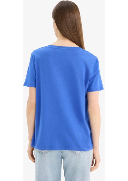 Regular Fit V Yaka Basic Düz Penye Kısa Kollu Tişört W9578AZ25SP