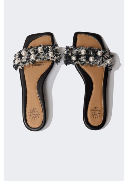 Kadın İncili Tek Bantlı Düz Taban Terlik E2500AX25SM