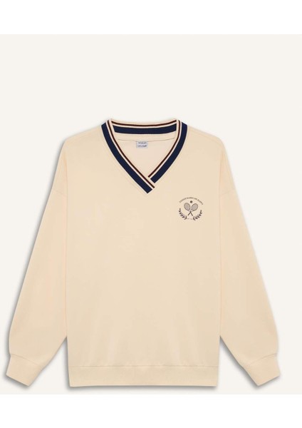 DeFacto Fit Oversize Geniş Kalıp V Yaka Baskılı Sporcu Sweatshirt D7135AX25SP