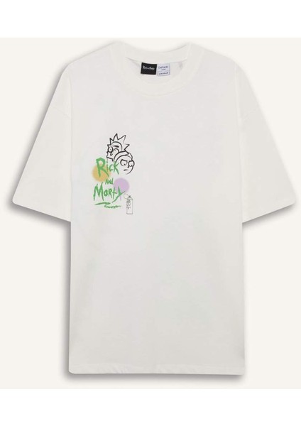 %100 Pamuk Rick and Morty Comfort Regular Fit Rahat Kalıp Bisiklet Yaka Sırt Baskılı Kısa Kollu Tişört B5369AX25SP