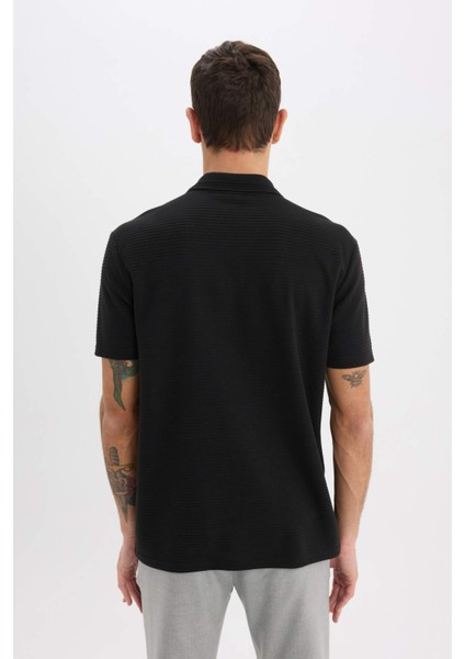 Regular Fit Polo Yaka Yarım Fermuarlı Kısa Kollu Siyah Tişört E4233AX25SM