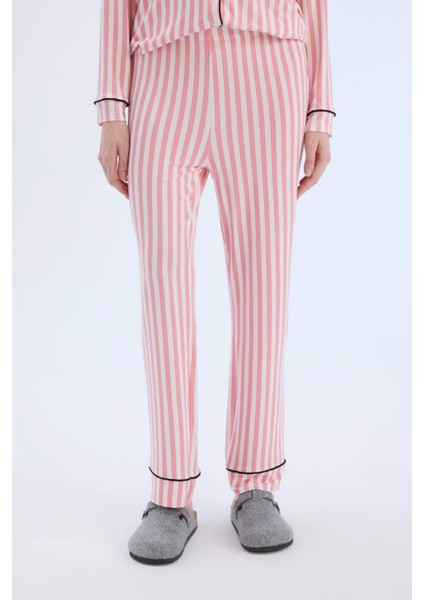 Pijama Takımı Çizgili Uzun Kollu Üst Beli Lastikli Uzun Alt-Fall in Love D6845AX25SP