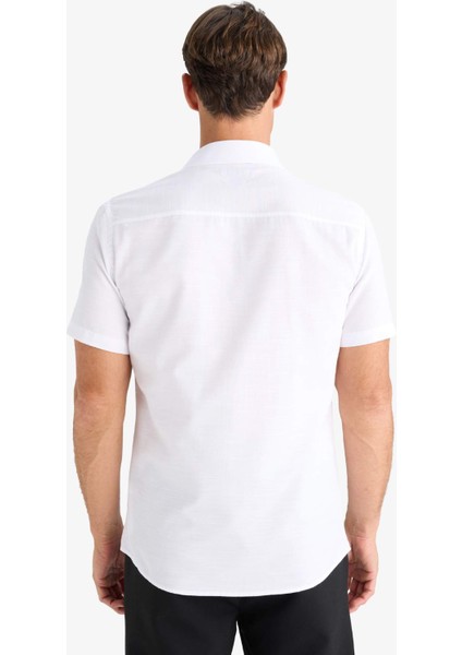 Modern Fit Yazlık Polo Yaka Basic Düz Kısa Kollu Beyaz Gömlek E5077AX25SM