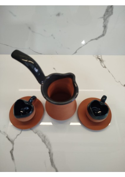 Toprak Içi Sırlı Kalpli Yeşil 2'li Kahve Fincan Takımı ve Yeşil Renk Cezve modelleri