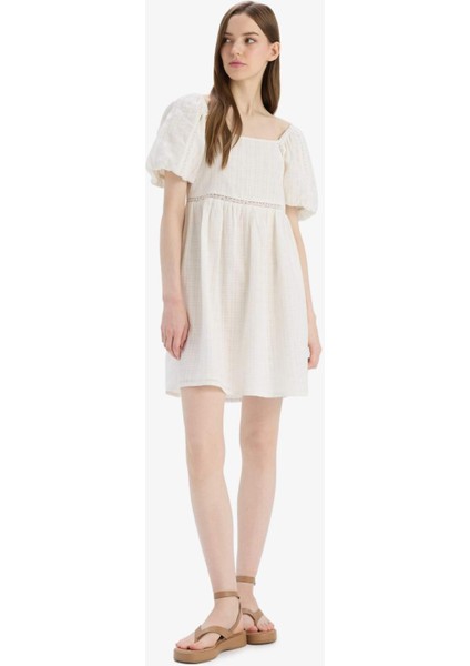 Kare Yaka Pamuklu Kısa Kollu Beyaz Mini Elbise E5390AX25SM