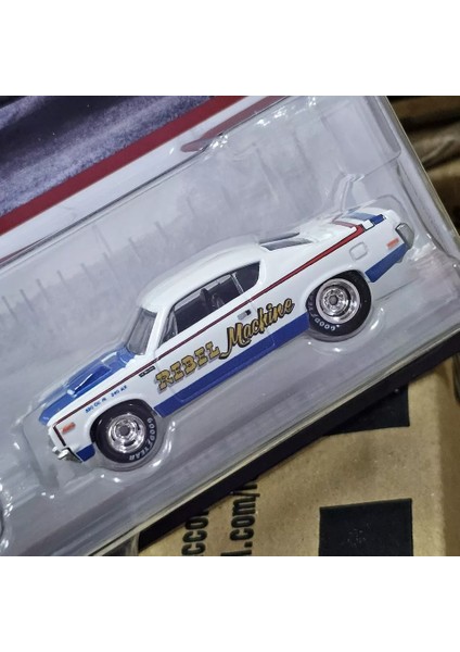 Premium Car Culture 2'li Premium Araba Seti '71 Amc Javelin & Amc Rebel Machine modelleri