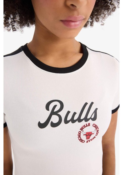 fit Nba Chicago Bulls Slim Fit Bisiklet Yaka Sporcu Fitilli Kaşkorse Kısa Kollu TIŞÖRT E2362AX25SM