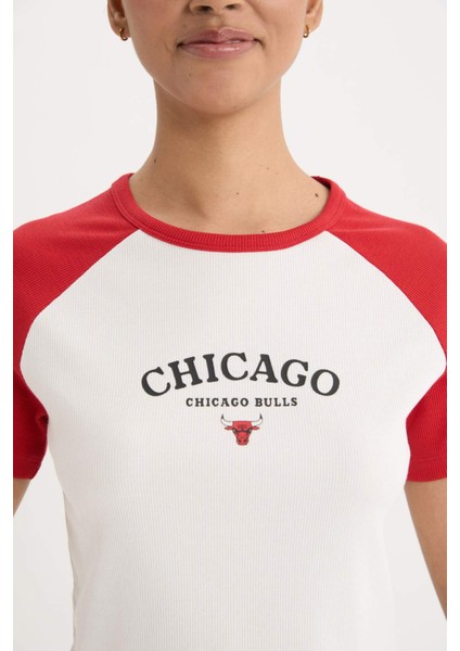 fit Nba Chicago Bulls Slim Fit Bisiklet Yaka Sporcu Fitilli Kaşkorse Kısa Kollu TIŞÖRT E2359AX25SM