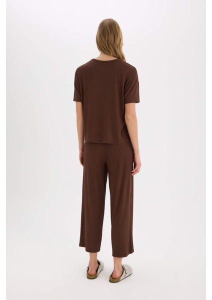 Pijama Takımı Fitilli Kaşkorse Kısa Kollu Üst Esnek Belli Kapri Boy Alt-Fall in Love E0865AX25SP