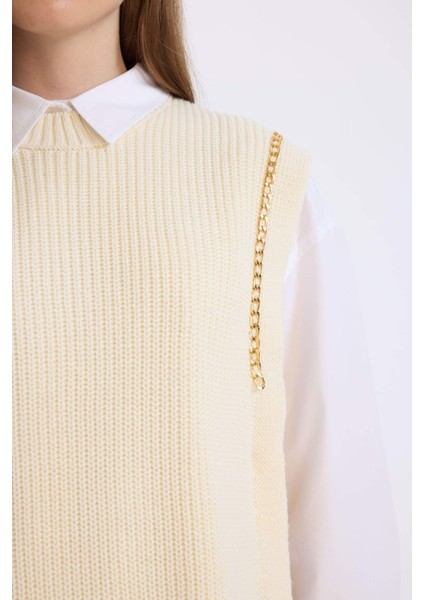 Yarım Balıkçı Yaka Basic Düz Yan Yırtmaçlı Triko Süveter D5022AX24AU