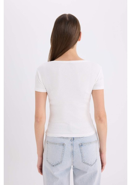 Slim Fit Dar Kesim Yuvarlak Yaka Basic Düz Fitilli Kaşkorse Kısa Kollu Beyaz Tişört E5781AX25SP
