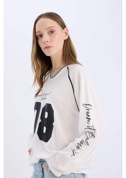 Coool Oversize Geniş Kalıp V Yaka Baskılı Forma Kumaşı Uzun Kollu Tişört E5370AX25SM