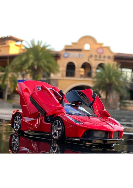 1:32 Oyuncak Araba Ferrari Laferrari Oyuncak Alaşım Araba Pres Döküm ve Oyuncak Araçlar Araba Modeli Minyatür Ölçekli Model Oyuncak Arabalar Çocuklar Için (Yurt Dışından) modelleri