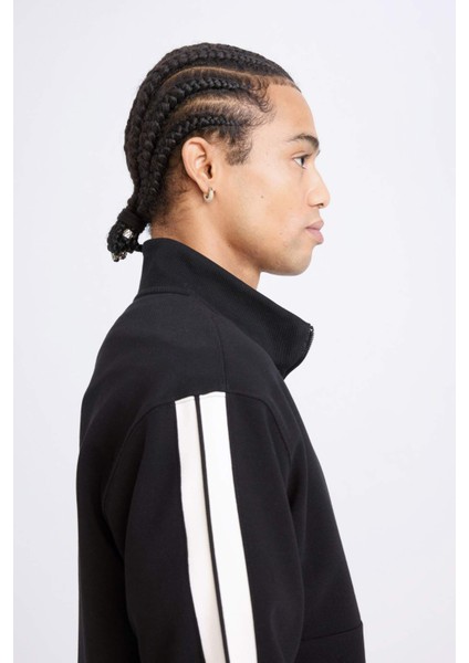 DefactoFit Standart Fit Dik Yaka Fermuarlı Sporcu Sweatshirt D1953AX24AU
