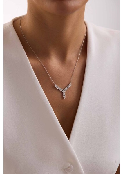 Beyaz Altın Kolye Sarmaşık Form New