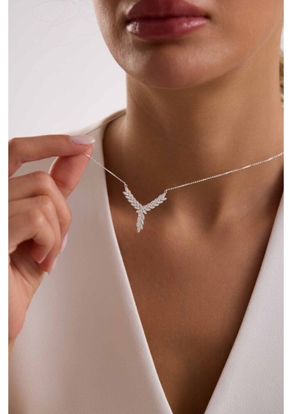 Beyaz Altın Kolye Sarmaşık Form New fiyatları