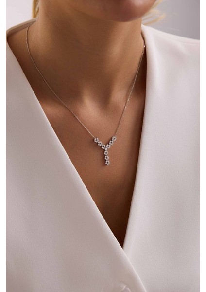 Beyaz Altın Kolye Begonya Form New