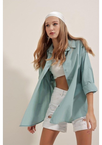 3900 Oversize Uzun Basic Gömlek - Su Yeşili modelleri