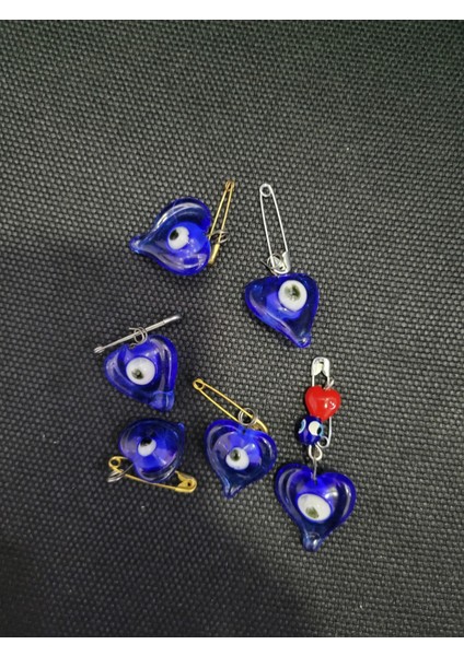 Kalp Formlu Cam Nazar Boncuğu Iğneli Askı Süsü – Rastgele 1 Adet