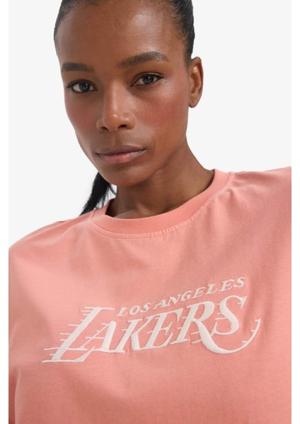 fit Nba Los Angeles Lakers Oversize Fit Bisiklet Yaka Nakış Baskı Kısa Kollu TIŞÖRT E3827AX25SM