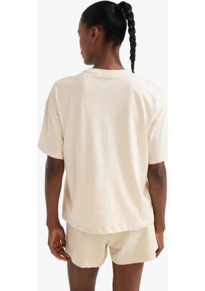 fit Nba Miami Heat Oversize Fit Bisiklet Yaka Kısa Kollu TIŞÖRT E3825AX25SM