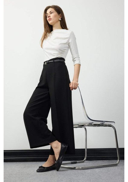 Culotte Yüksek Bel Düz Geniş Cepli Paça Kumaş Pantolon E7242AX25SP fiyatları