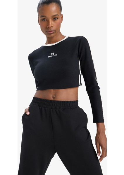 fit Slim Fit Dar Kesim Bisiklet Yaka Baskılı Sporcu Uzun Kollu TIŞÖRT E7261AX24WN