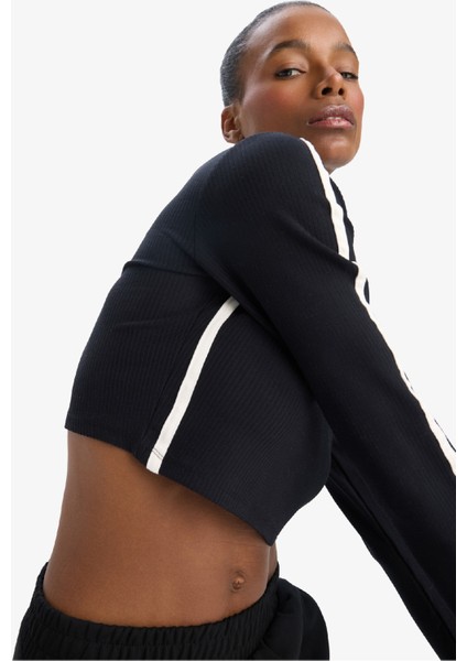 fit Slim Fit Dar Kesim Bisiklet Yaka Baskılı Sporcu Uzun Kollu TIŞÖRT E7261AX24WN fırsatları
