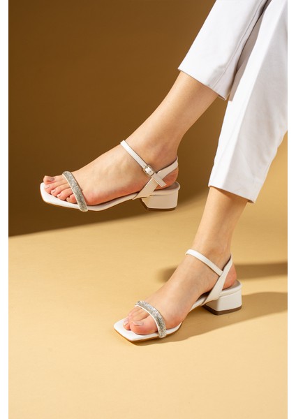 Tek Bant Taşlı Bilekte Tokalı Kısa Topuklu Kadın Sandalet 009-66-24 fiyatları