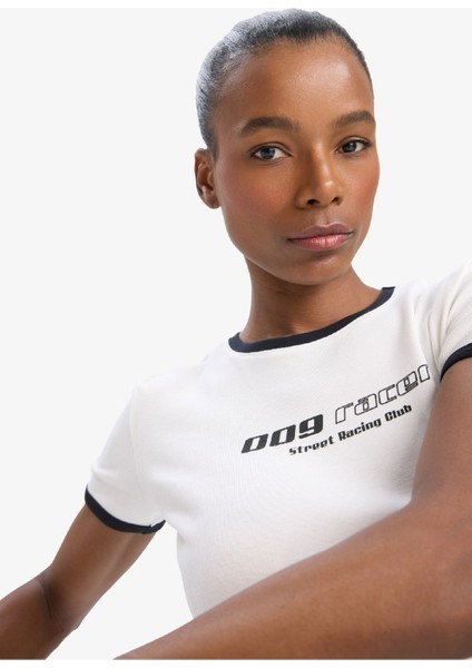 Defactofit Slim Fit Dar Kesim Bisiklet Yaka Slogan Baskılı Sporcu Ribana Kısa Kollu TIŞÖRT E4796AX25SP