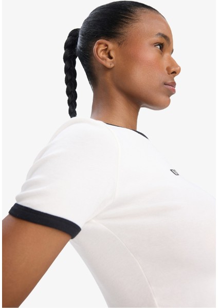 Defactofit Slim Fit Dar Kesim Bisiklet Yaka Slogan Baskılı Sporcu Ribana Kısa Kollu TIŞÖRT E4796AX25SP