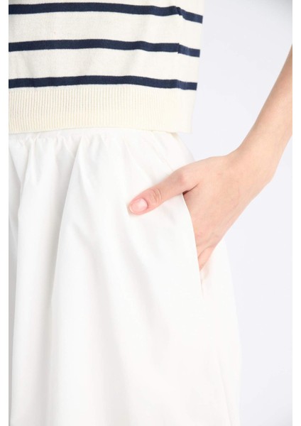 A Kesim Normal Bel Yarım Astar Poplin Midi Etek E8700AX25SP
