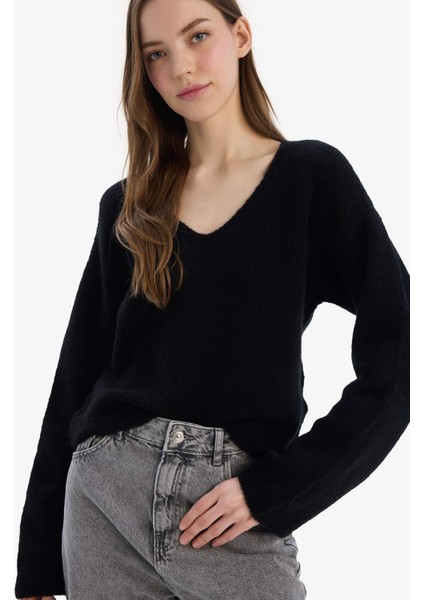 Regular Fit V Yaka Basic Düz Dikişsiz Triko Kazak E9170AX25SP