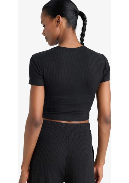 fit Cropped Fit Bisiklet Yaka Sporcu Kısa Kollu TIŞÖRT E2536AX25SM