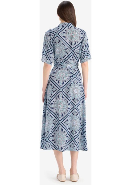 A Kesim Gömlek Yaka Desenli Bağcıklı Kısa Kollu Midi Elbise D4575AX25SP