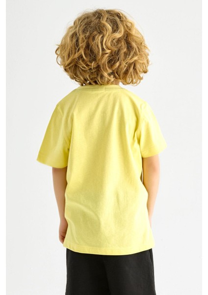 Erkek Çocuk Açık Sarı Renkli Timeless Baskılı Tişört fiyatları