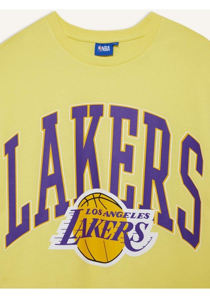 Defactofit Nba Los Angeles Lakers Oversize Fit Bisiklet Yaka Kısa Kollu TIŞÖRT Y1562AZ25SM