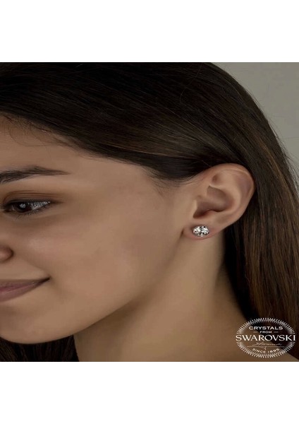 Swarovski Crystal Taşlı Gümüş Çivili Kadın Küpe fiyatları