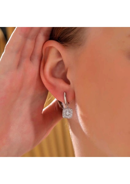 Gümüş Kare Zirkon Taşlı Kadın Küpe fiyatları