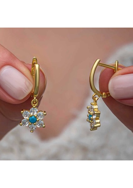 Gümüş Mavi Taşlı Gold Çiçek Kadın Küpe