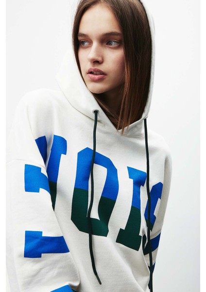 Tına Oversize Beyaz Sweatshirt indirimleri