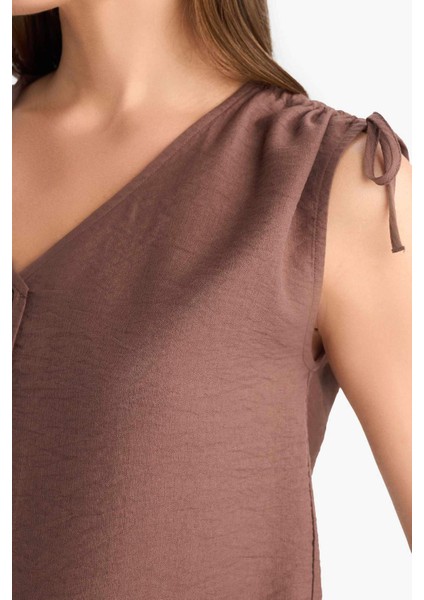 V Yaka Büzgülü Kolsuz Bluz F2052AX25SM