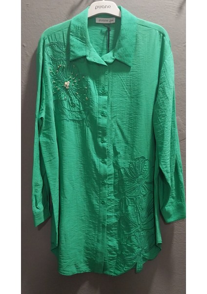 Kadın Göğüs ve Etek Kısmı Nakış Detaylı Üst Düzey Kumaş Işçilik Detay Tunik Gömlek